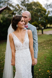 Promfast Chic V Neck Sleeveless Mermaid Lace V Back Wedding Dress HZ0527